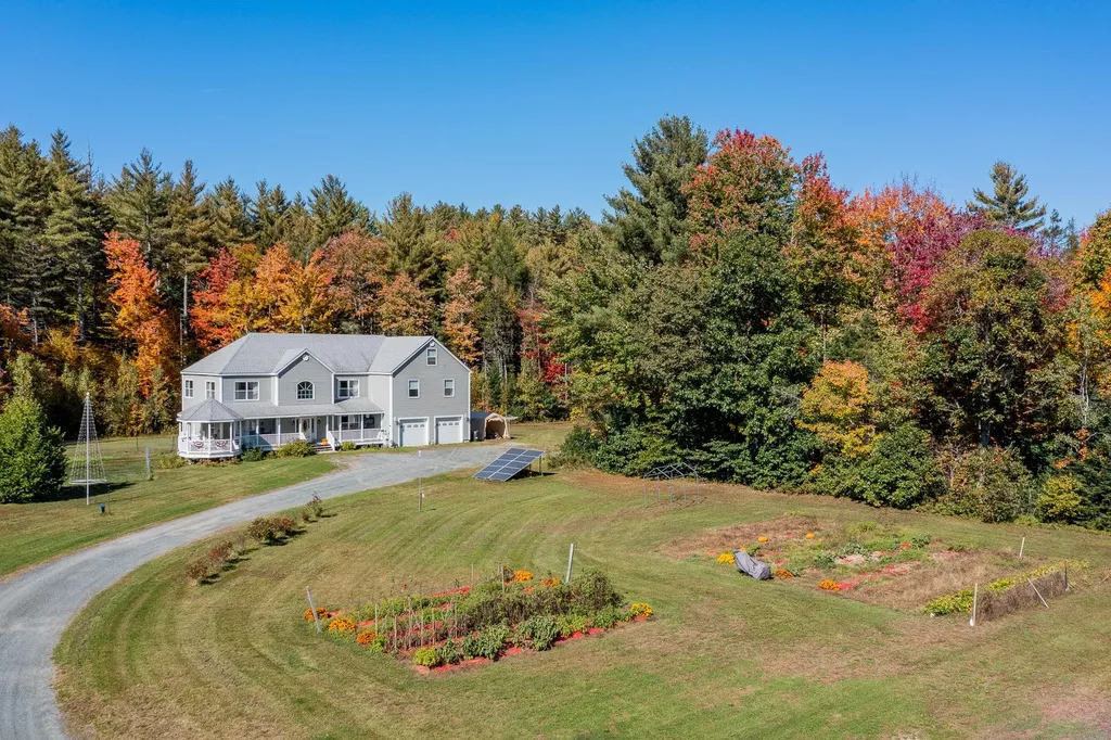 9 Funny Cide Drive Canaan NH 03741