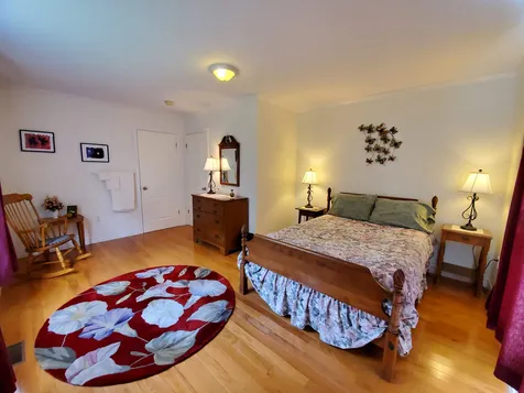 9 Funny Cide Drive Canaan NH 03741