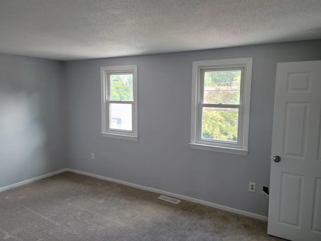 261-263 Pine Street Nashua NH 03060