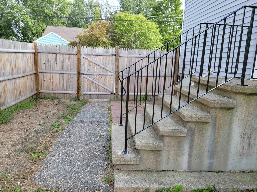 261-263 Pine Street Nashua NH 03060