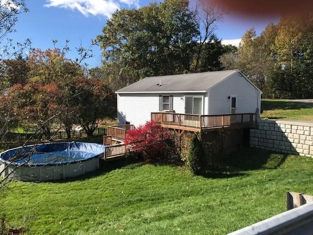 38 Truell Road Hartford VT 05001