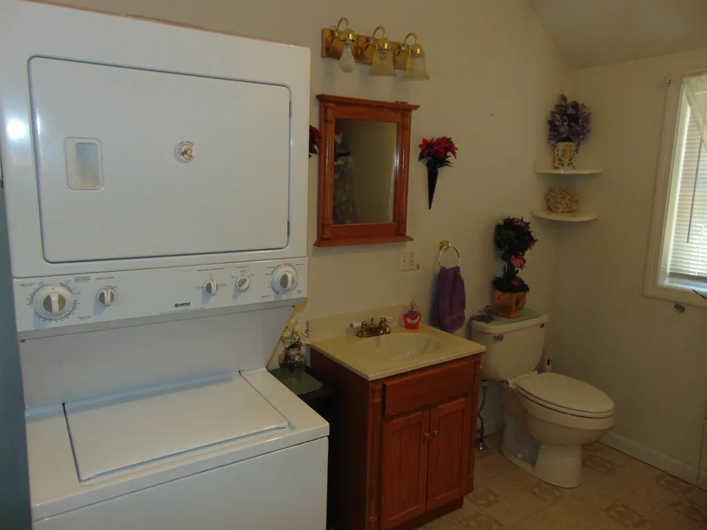 15 Sandy Brook Lane Londonderry NH 03053