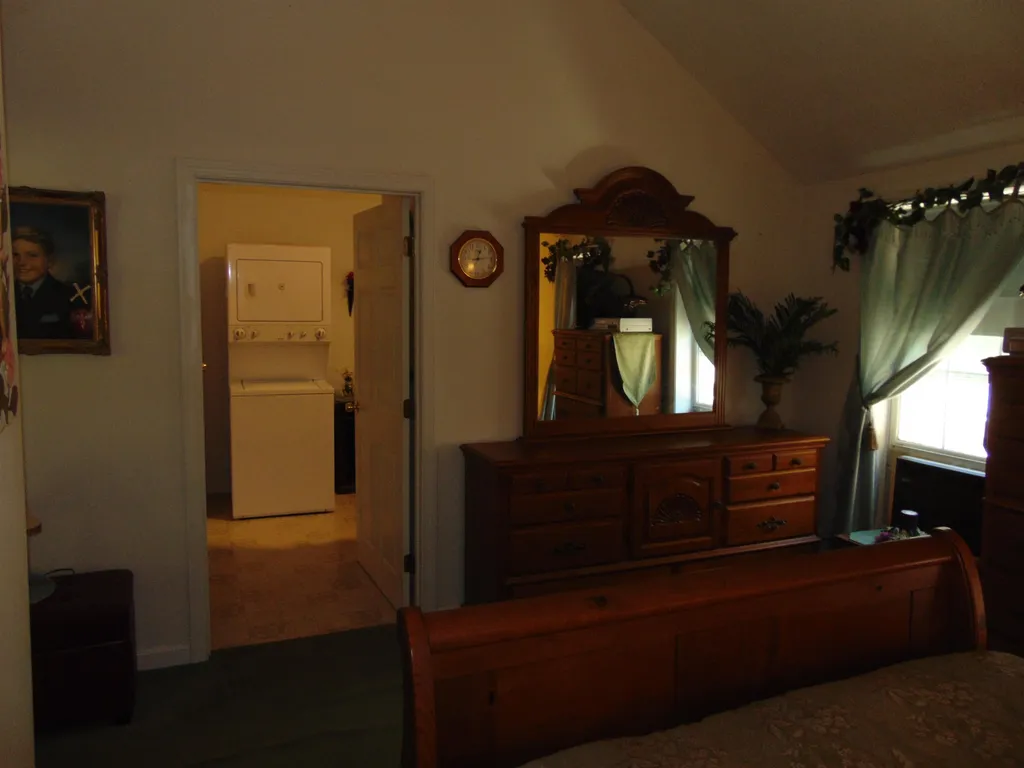 15 Sandy Brook Lane Londonderry NH 03053
