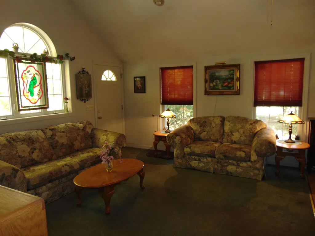 15 Sandy Brook Lane Londonderry NH 03053