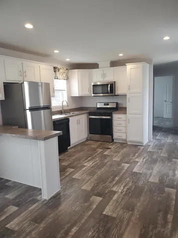 10 Elizabeth Drive Boscawen NH 03303