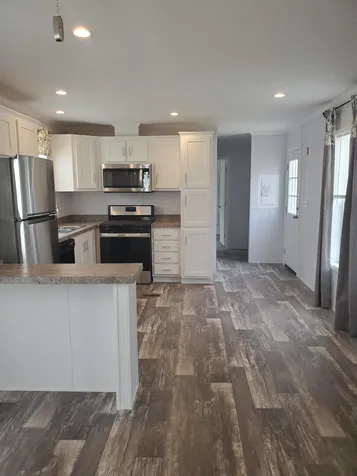10 Elizabeth Drive Boscawen NH 03303