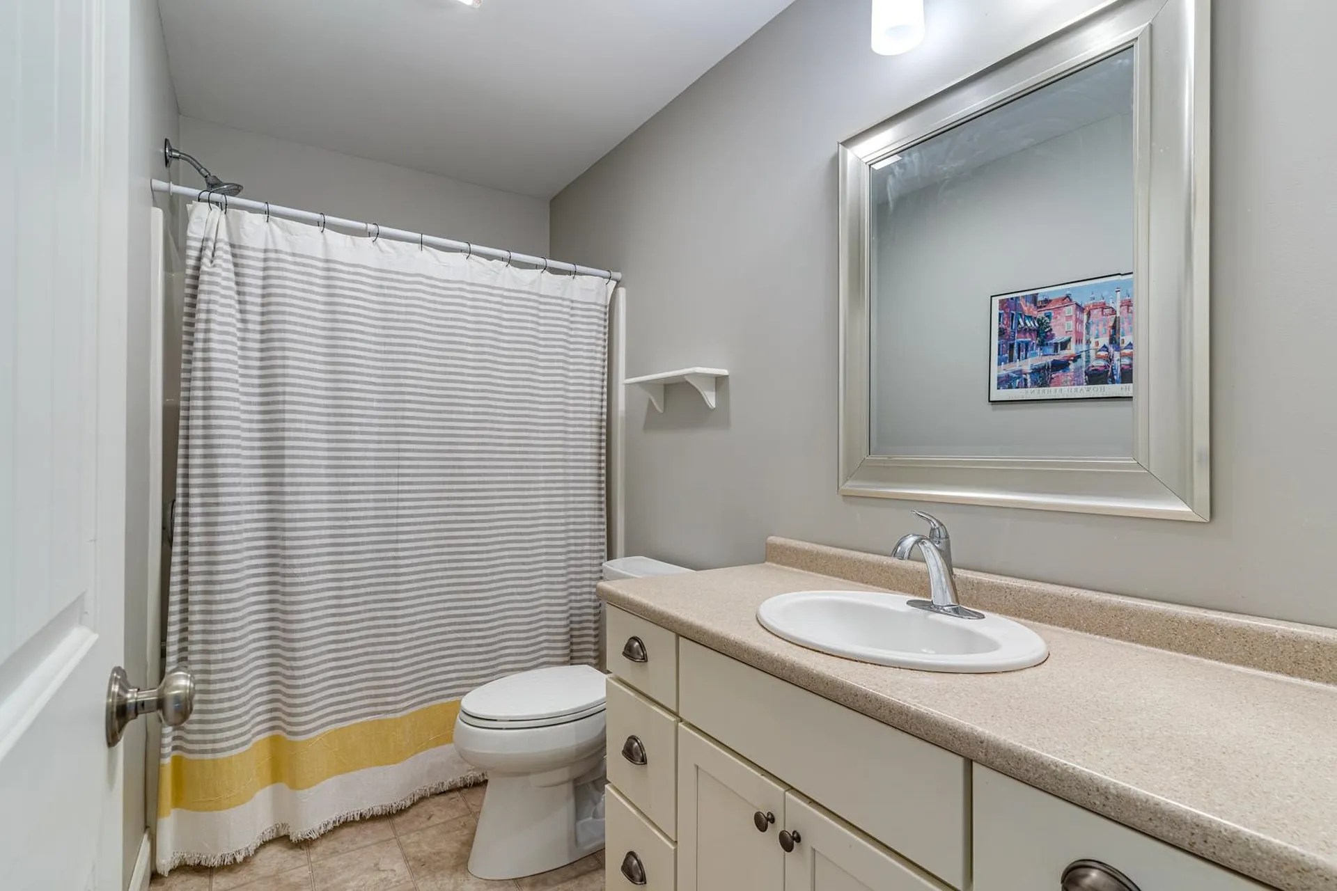 2 Apple Way Epping NH 03042