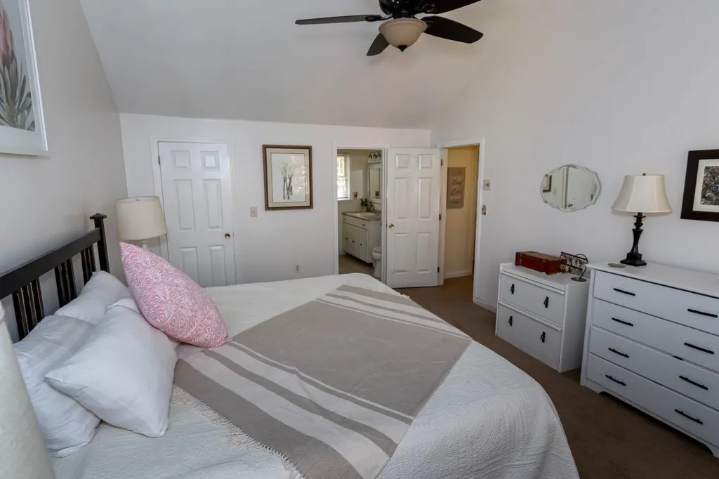 6 Diamond Drive Derry NH 03038