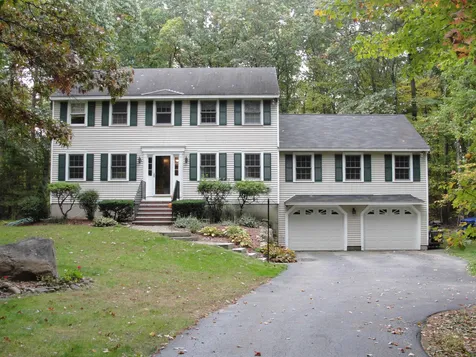 6 Diamond Drive Derry NH 03038