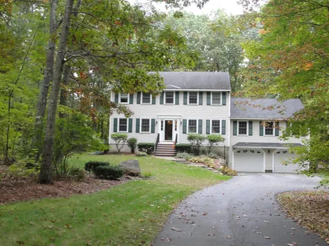 6 Diamond Drive Derry NH 03038