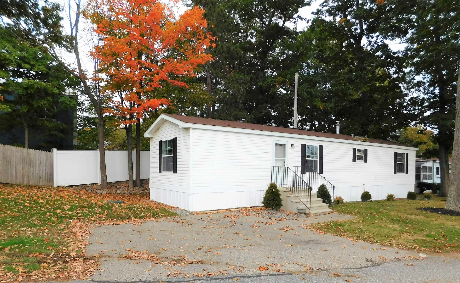 24 Black Forest Road North Hampton NH 03862