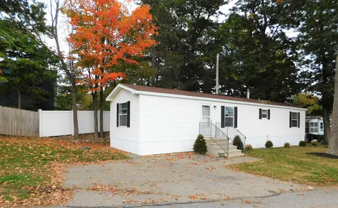 24 Black Forest Road North Hampton NH 03862