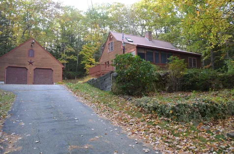 27 Lesmerises Road Loudon NH 03307