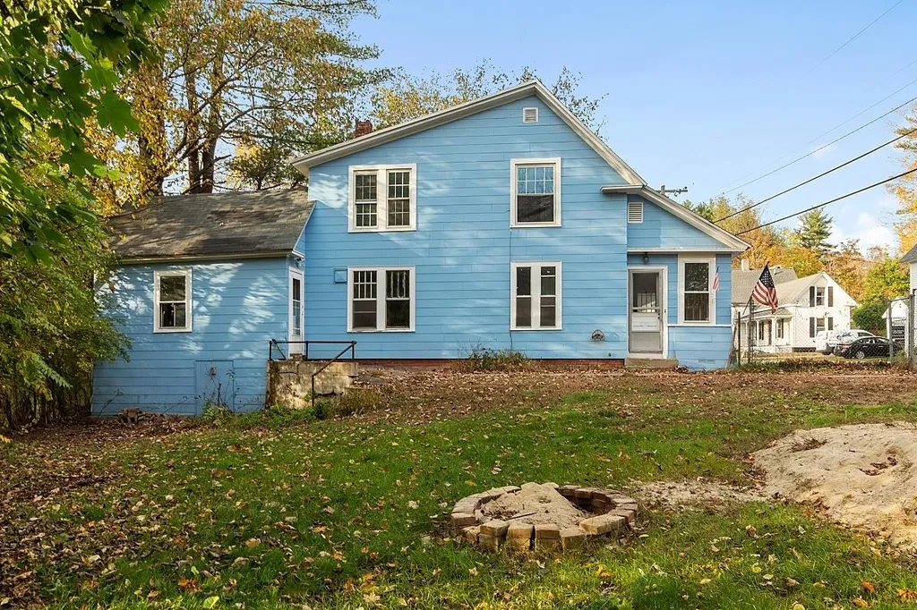 5 Summer Street Goffstown NH 03045