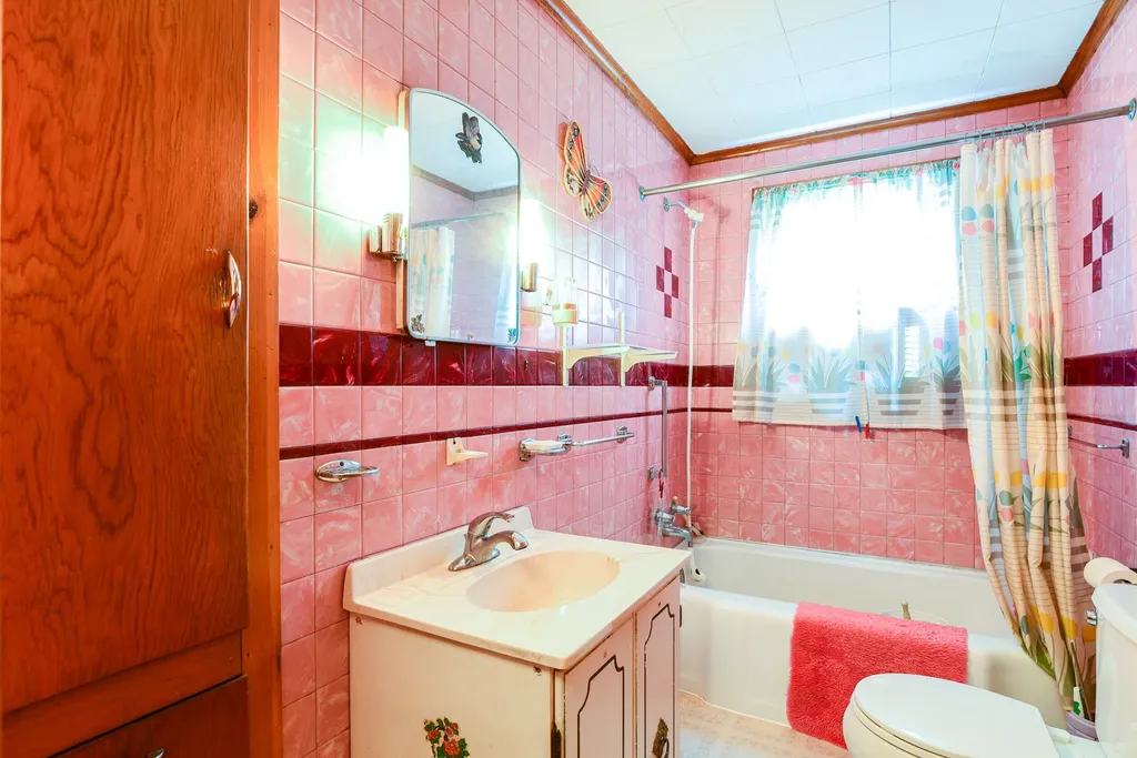 53 Harding Street Rochester NH 03867