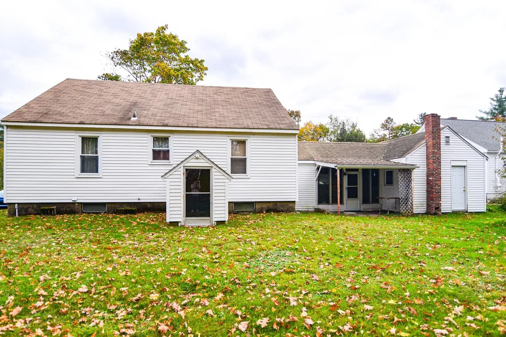 53 Harding Street Rochester NH 03867