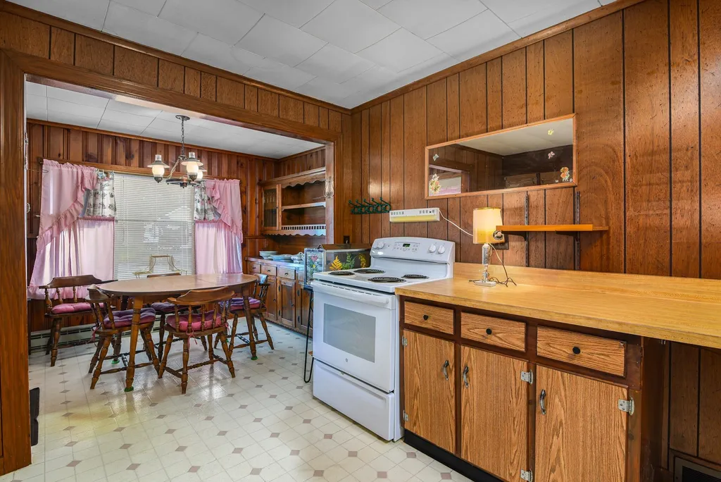 53 Harding Street Rochester NH 03867