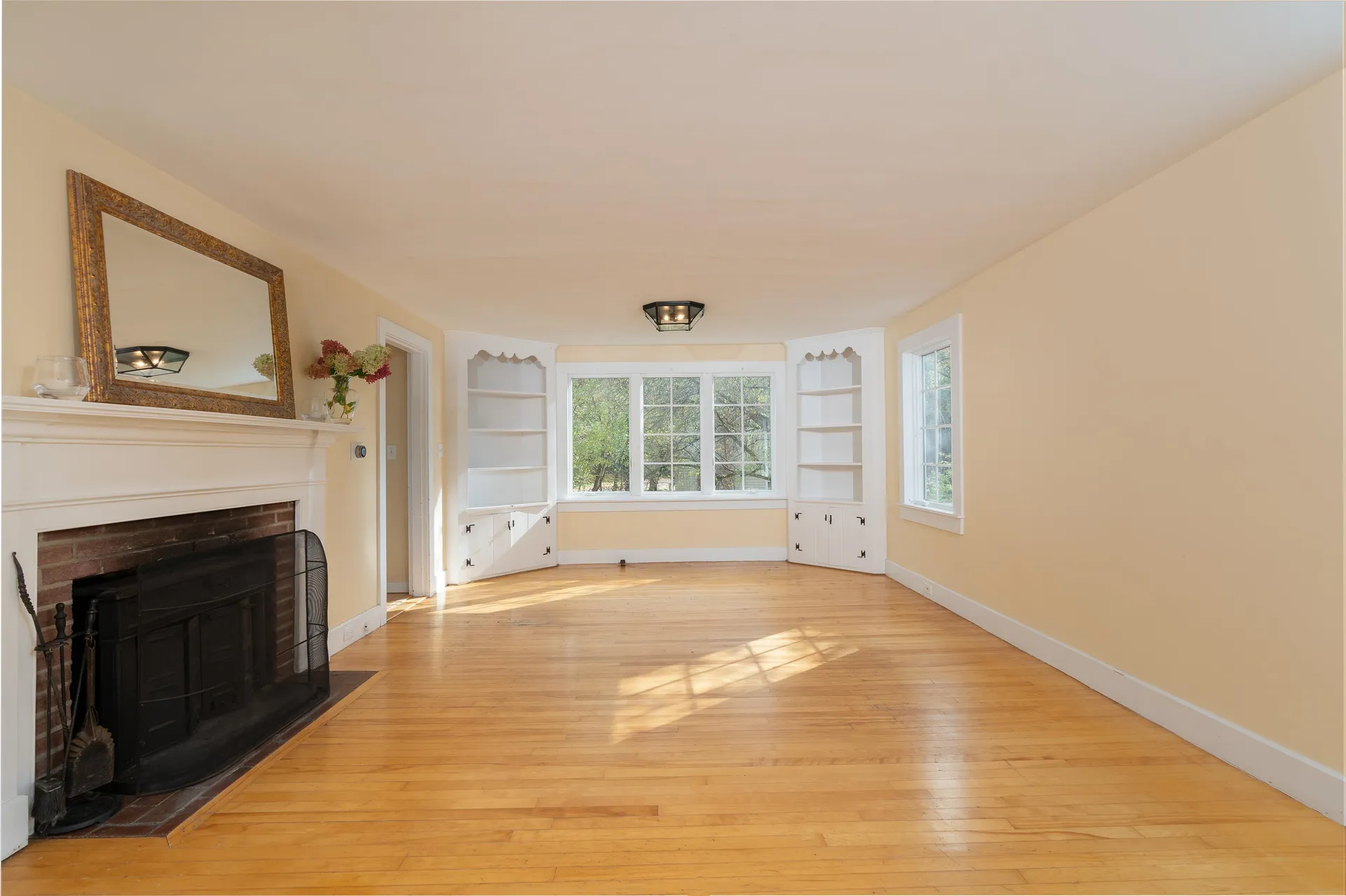 102 South Main Street Hanover NH 03755