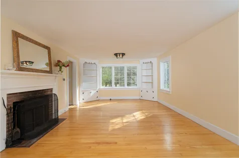 102 South Main Street Hanover NH 03755