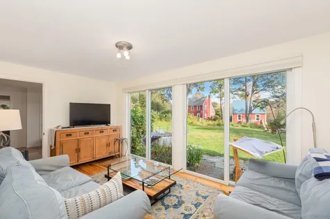 62 Kaufmann Drive Peterborough NH 03458