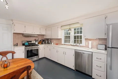 62 Kaufmann Drive Peterborough NH 03458