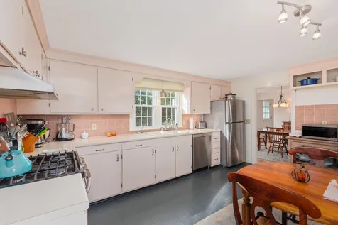 62 Kaufmann Drive Peterborough NH 03458