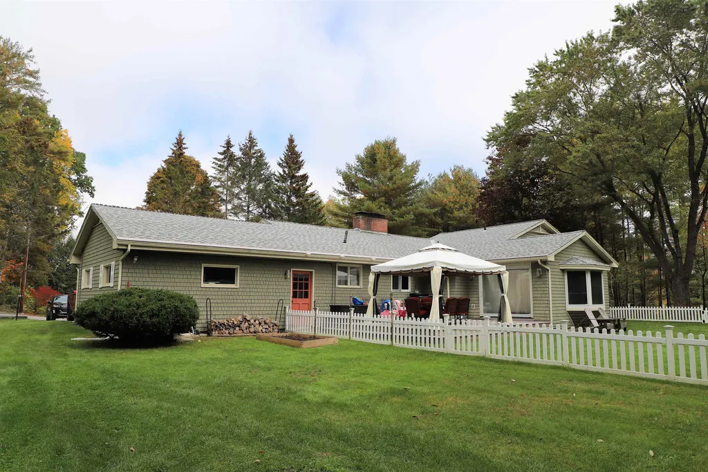 23 Wildwood Road Keene NH 03431