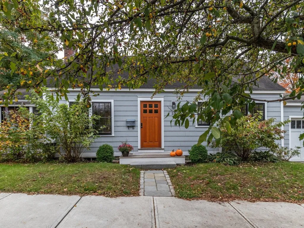 19 Margaret Street Burlington VT 05401