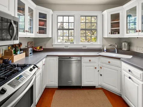 19 Margaret Street Burlington VT 05401