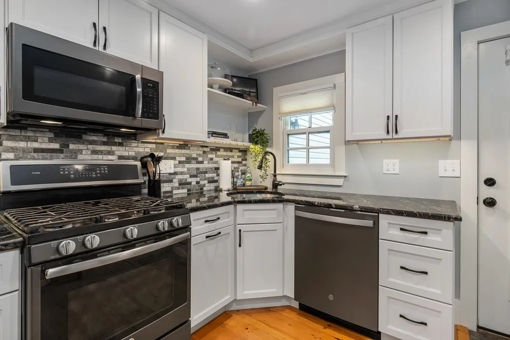 183 Austin Street Portsmouth NH 03801