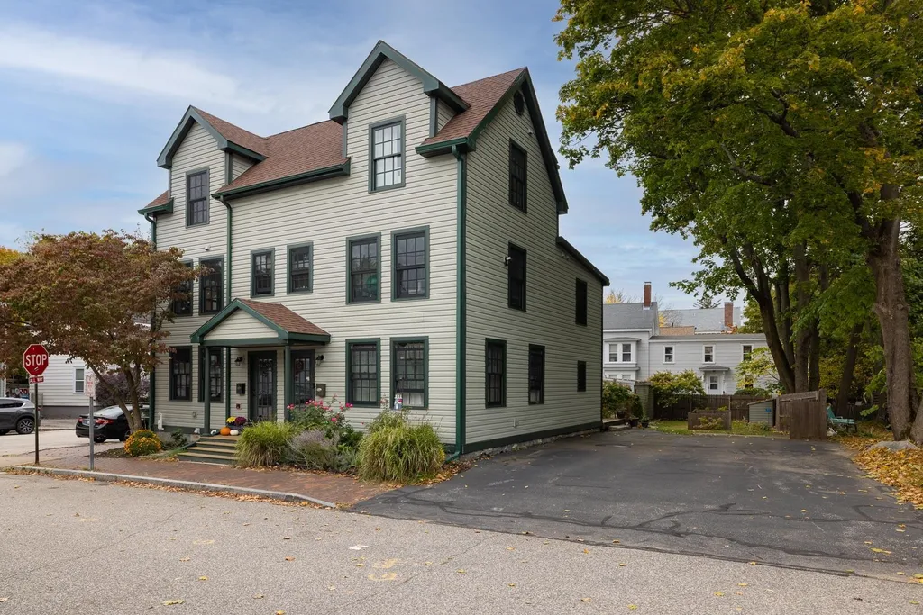 183 Austin Street Portsmouth NH 03801