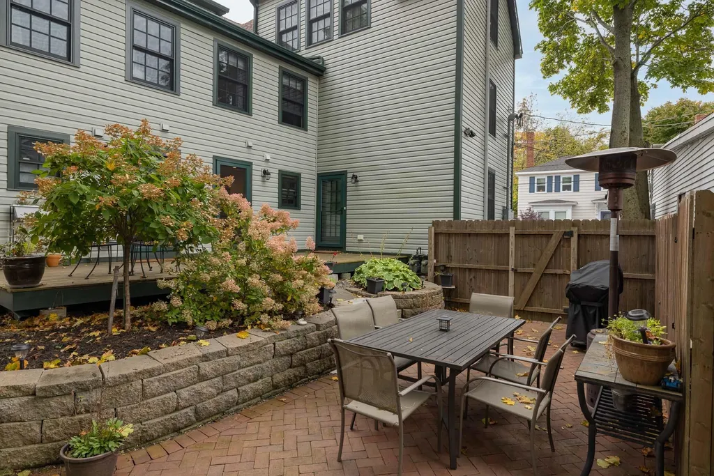183 Austin Street Portsmouth NH 03801