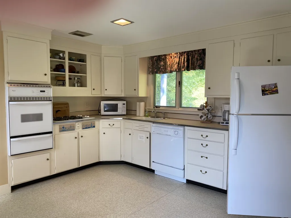 613 Main Street Weston VT 05161