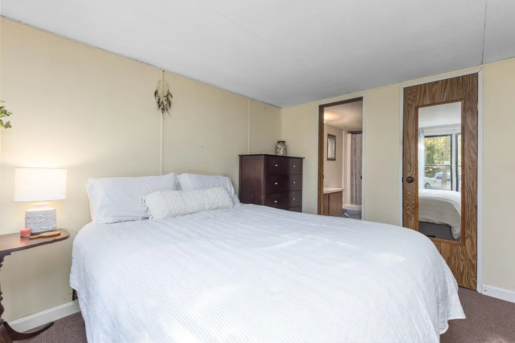 137 Union Road Stratham NH 03885