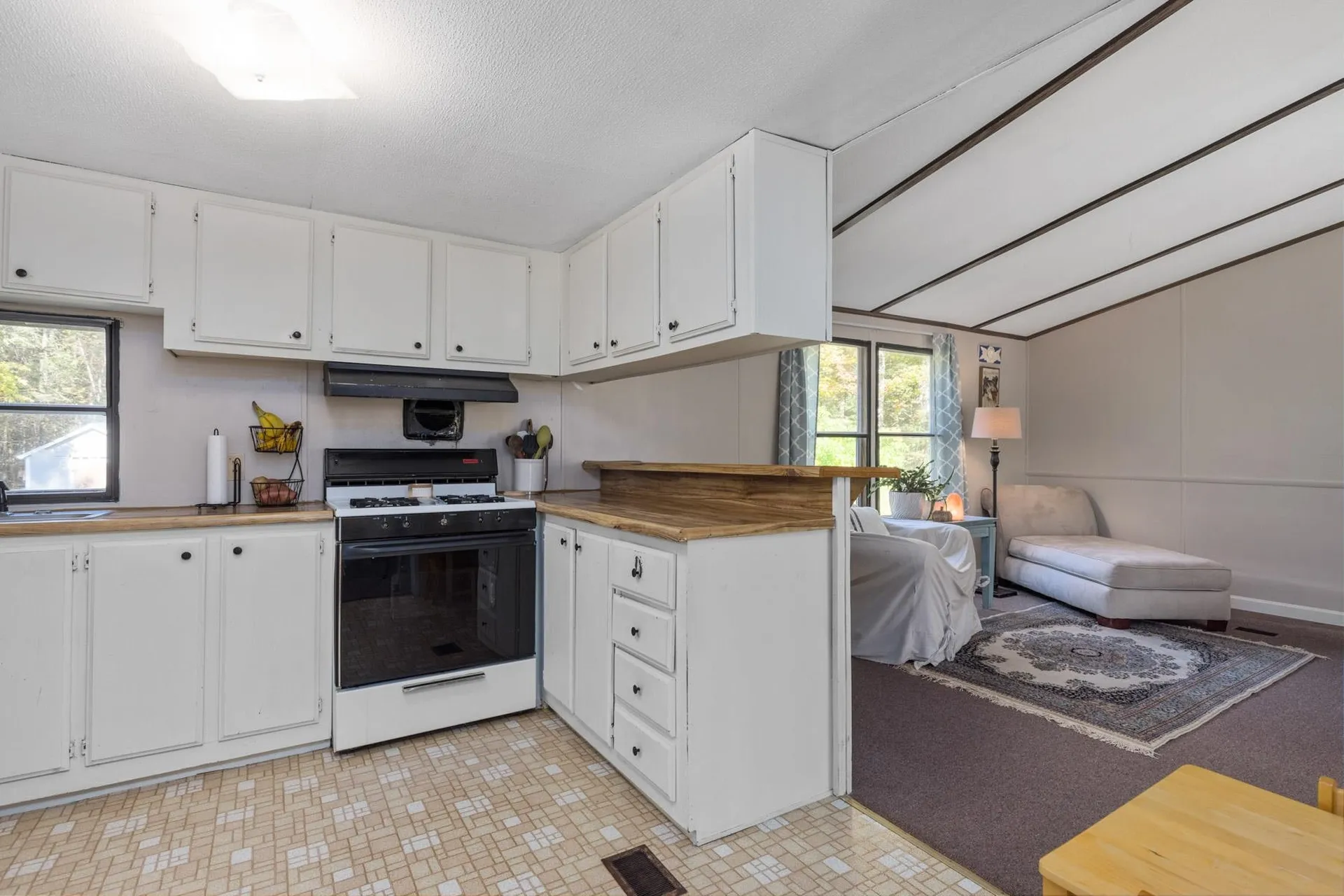 137 Union Road Stratham NH 03885