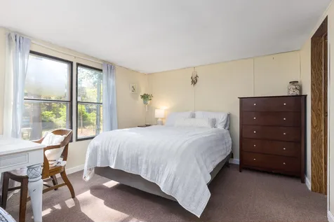 137 Union Road Stratham NH 03885