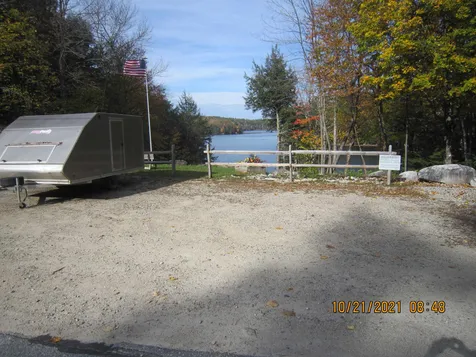 18 Bishops Gate Road Wolfeboro NH 03894