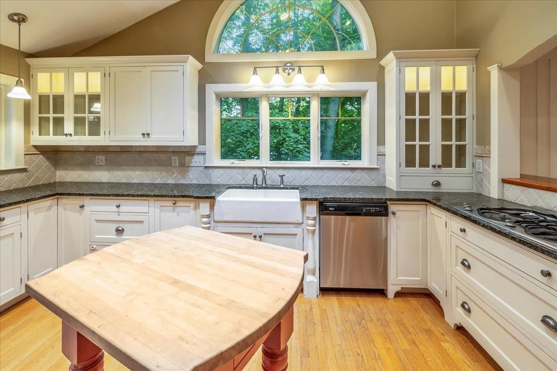 8 Wildemere Terrace Concord NH 03301