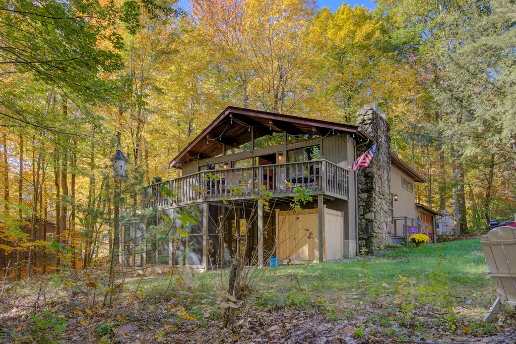 15 Brookhurst West Lane Meredith NH 03253