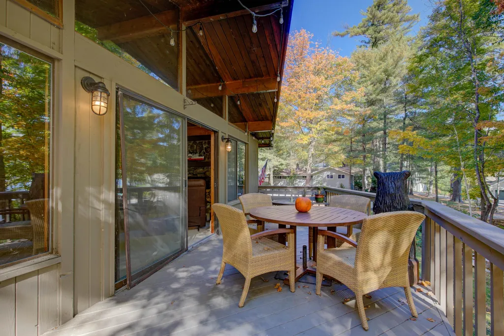 15 Brookhurst West Lane Meredith NH 03253