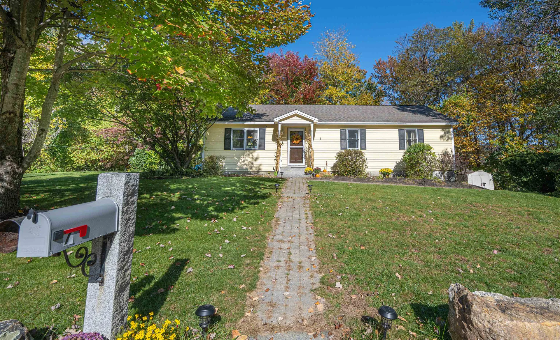 7 Lincoln Drive Bow NH 03304