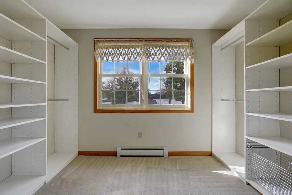 42 Thompson Point Lane Andover NH 03216