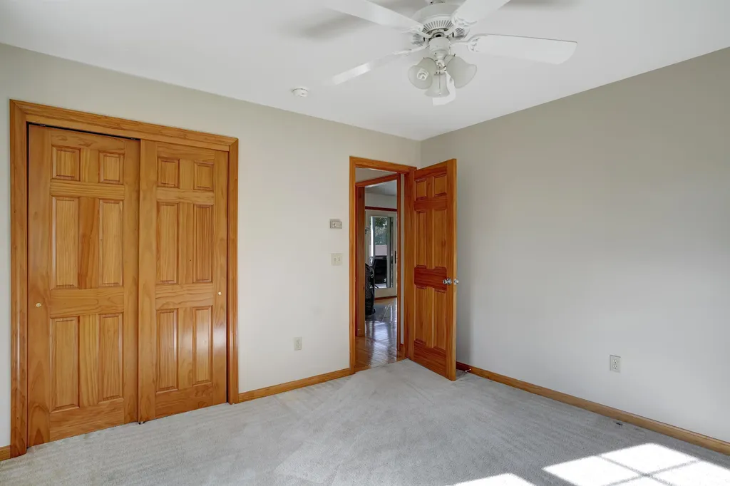 42 Thompson Point Lane Andover NH 03216