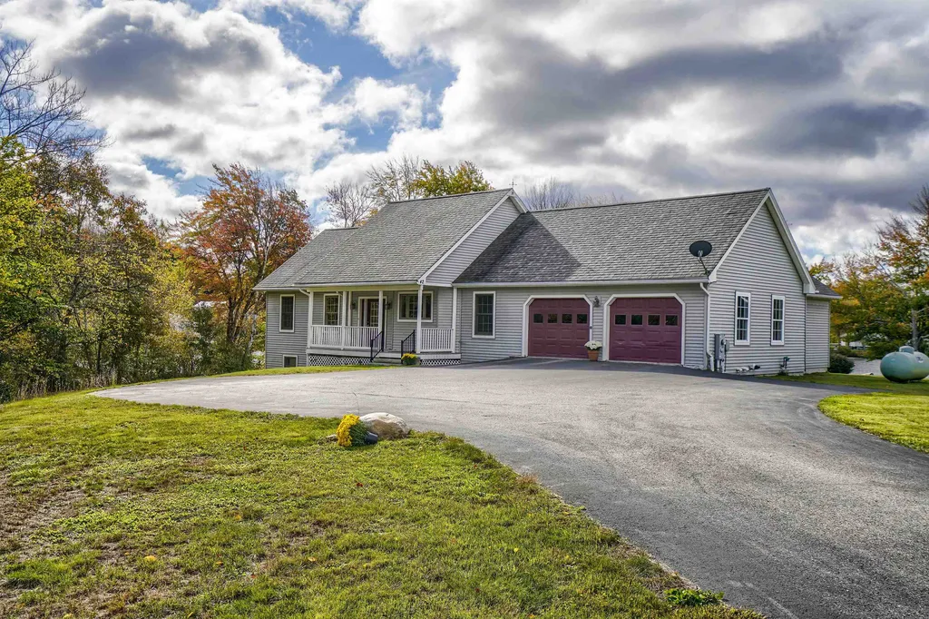 42 Thompson Point Lane Andover NH 03216
