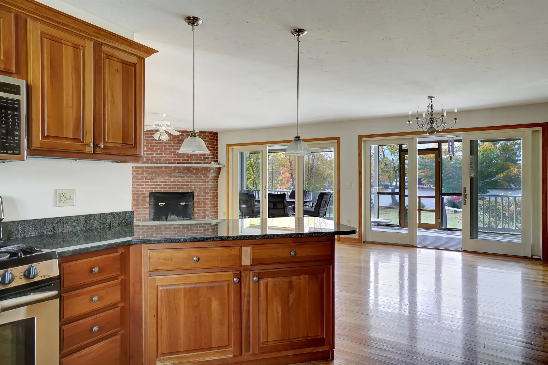 42 Thompson Point Lane Andover NH 03216