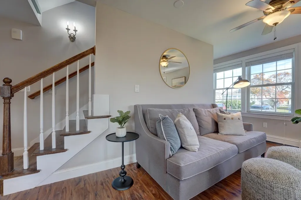 7 Pearl Street Hampton NH 03842