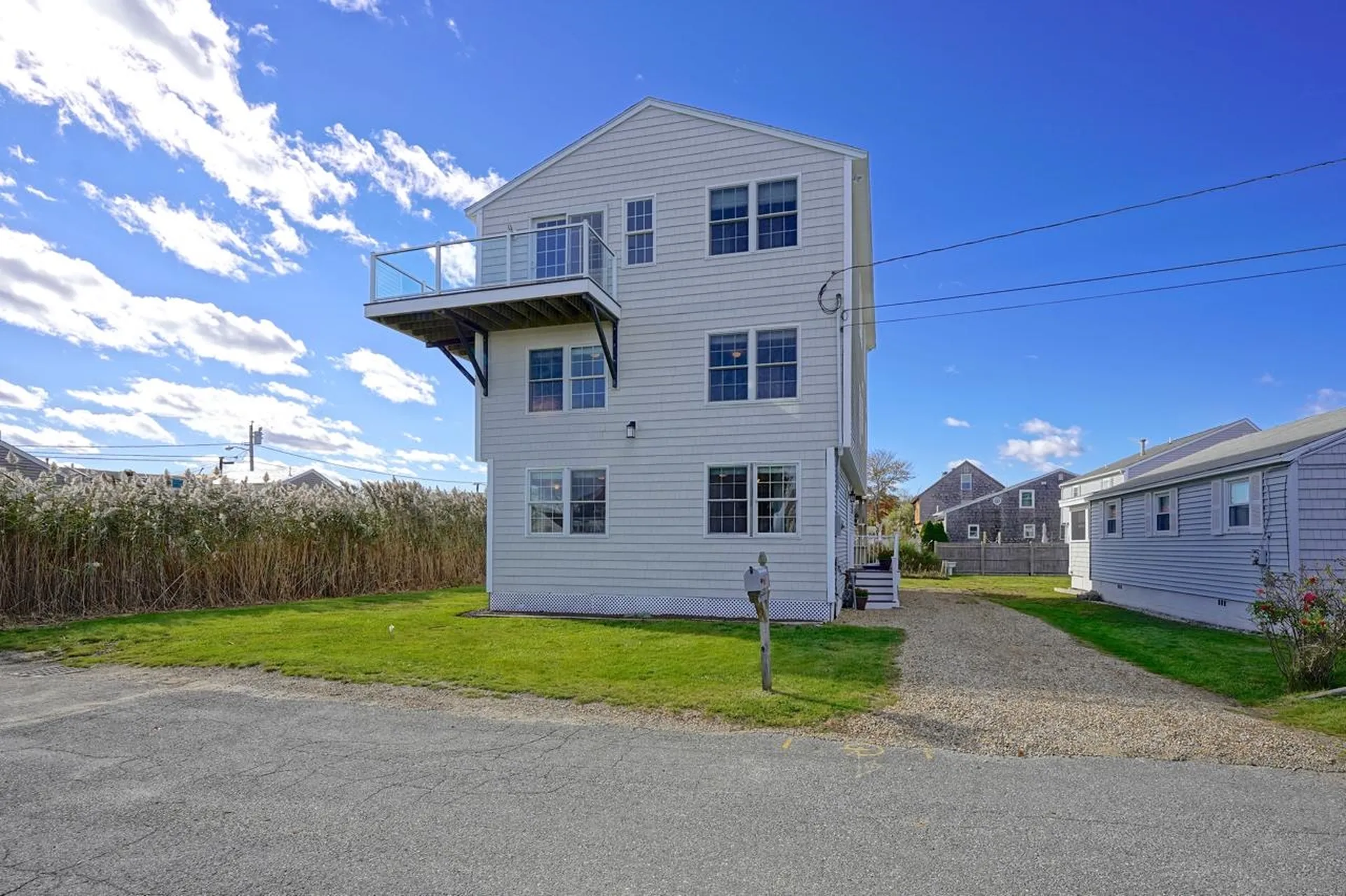 7 Pearl Street Hampton NH 03842
