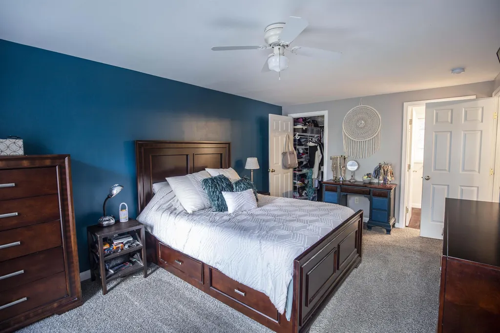 12 Sherburne Drive Raymond NH 03077