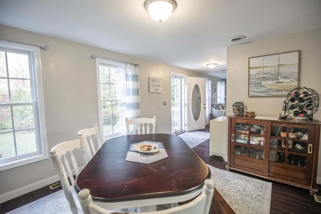 12 Sherburne Drive Raymond NH 03077
