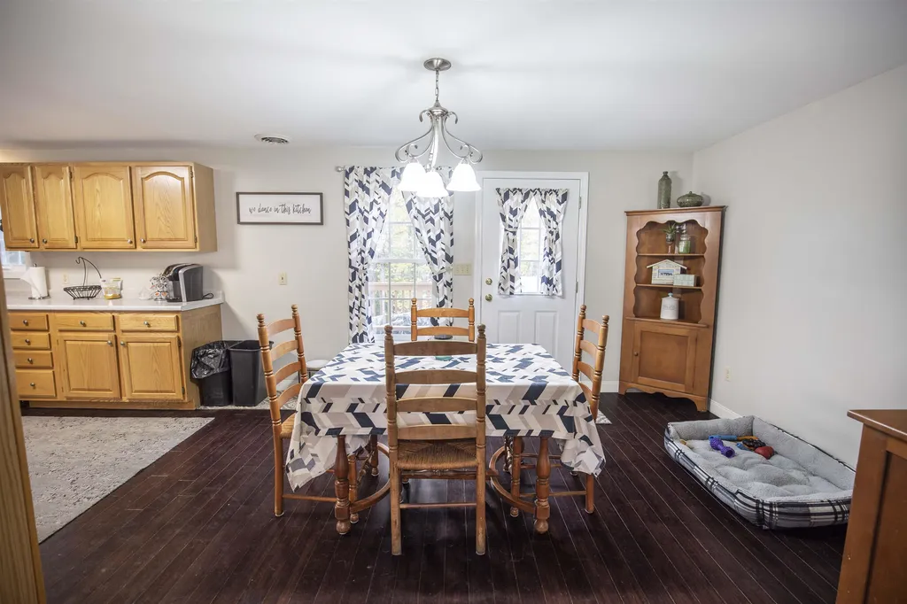 12 Sherburne Drive Raymond NH 03077